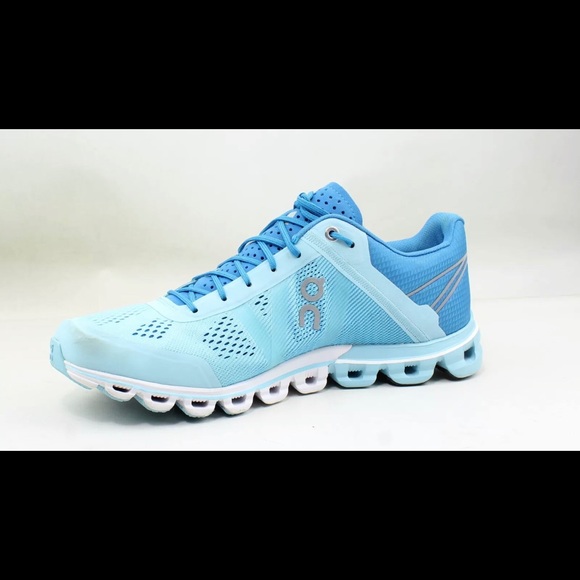 On Running Cloud Cloudflow Sneakers - Picture 6 of 8